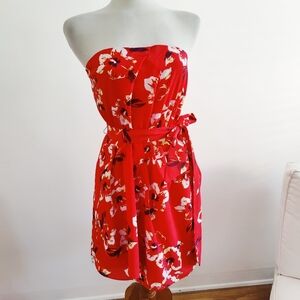 Red Floral Strapless Dress by Express / Size 6